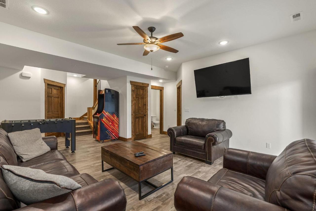 3Bd Walk-In Near Silver Dollar City - Game Room - Pool - Free Tickets Included - Rr-93B Branson Eksteriør billede
